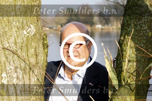 Amsterdam 23 november 2011
Harry Robles bij de amstel in Amsterdam.
Peter Smulders bv