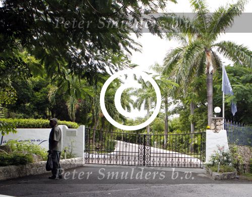 Sint Maarten 9 december 2011
Hotel La Samanna waar Jan Smit en Lisa met hun gasten verblijven.
Peter Smulders bv