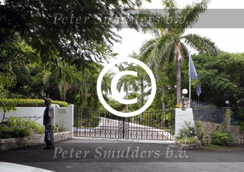 Sint Maarten 9 december 2011
Hotel La Samanna waar Jan Smit en Lisa met hun gasten verblijven.
Peter Smulders bv