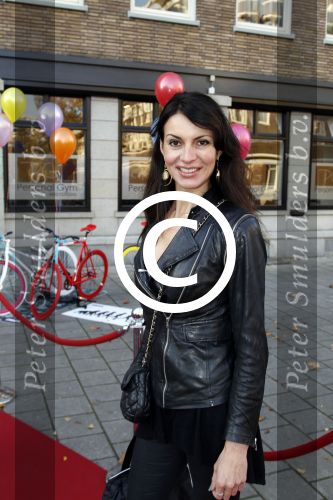 Amsterdam 28 november 2011
Opening sportschool Carlos Lens. irene v d Laar
Peter Smulders bv