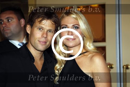 Volendam 17 november 2011
Feest ivm trouwen Jan en Liza Smit. Jaap Kwakman met vriendin
Peter Smulders bv