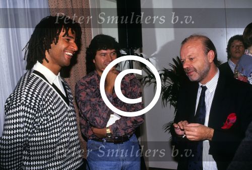 1988 Ruud Gullit in gesprek met Hugo Camps en Jaap de Groot
Foto Peter Smulders BV