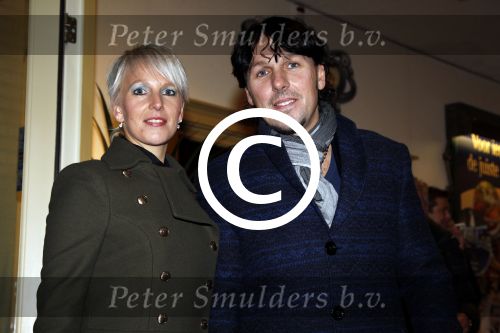 Volendam 17 november 2011
Feest ivm trouwen Jan en Liza Smit. jan Dulles met vriendin
Peter Smulders bv