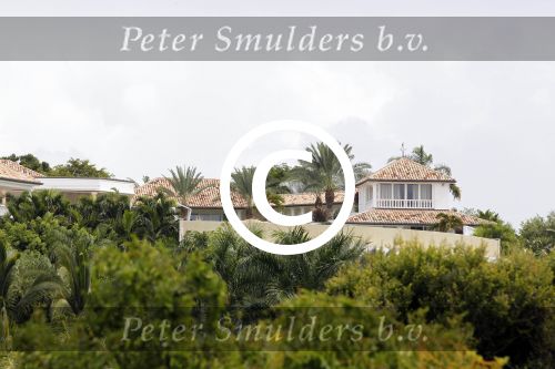 Sint Maarten 9 november 2011
Huis Waar Jan Smit en Lisa gaan trouwen op Sint Maarten. Het huis staat in de wijk Terres Basses.
Peter Smulders bv