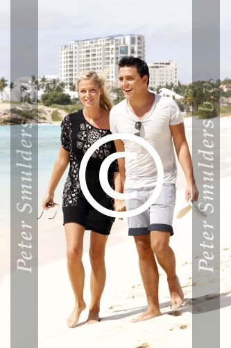 Sint Maarten 10 november 2011
Jan Smit en zijn vrouw Liza op het strand de dag voor hun trouwen.
Peter Smulders bv
