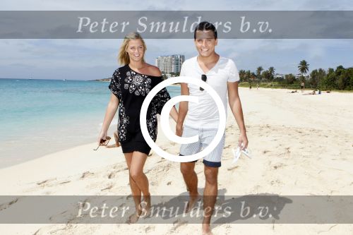 Sint Maarten 10 november 2011
Jan Smit en zijn vrouw Liza op het strand de dag voor hun trouwen.
Peter Smulders bv