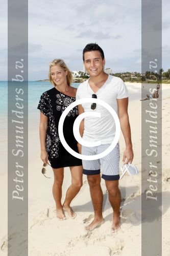 Sint Maarten 10 november 2011
Jan Smit en zijn vrouw Liza op het strand de dag voor hun trouwen.
Peter Smulders bv