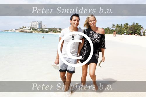 Sint Maarten 10 november 2011
Jan Smit en zijn vrouw Liza op het strand de dag voor hun trouwen.
Peter Smulders bv