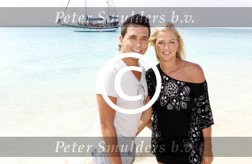 Sint Maarten 10 november 2011
Jan Smit en zijn vrouw Liza op het strand de dag voor hun trouwen.
Peter Smulders bv