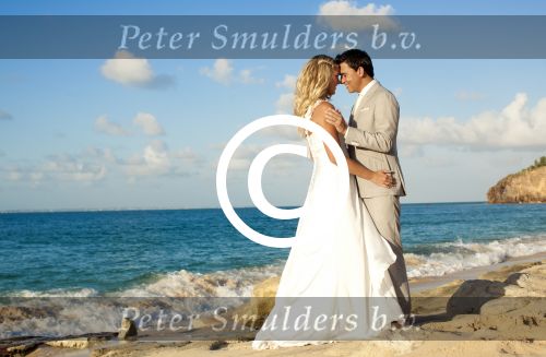 Sint Maarten 11 november 2011
Jan Smit en Liza trouwen op het strand Baie Rouge.
Peter Smulders bv