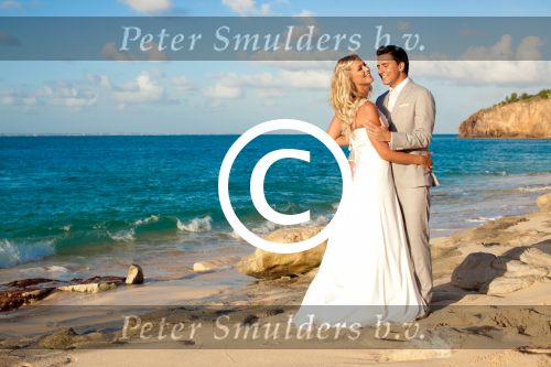 Sint Maarten 11 november 2011
Jan en Liza Smit trouwen op het strand met de naam baie Rouge
Peter Smulders bv