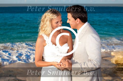 Sint Maarten 11 november 2011
Jan en Liza Smit trouwen op het strand met de naam baie Rouge
Peter Smulders bv
