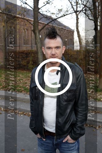 Amsterdam 16 november 2011
Perspresentatie SBS 6 in de westergasfabriek. Johnny de Mol
Peter Smulders bv