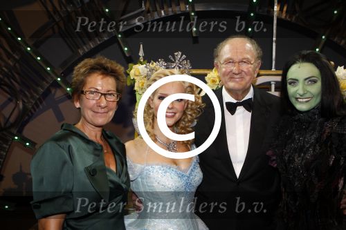 Scheveningen 6 november 2011
Premiere Wicked in het circustheater met in de hoofdrollen Chantal janzen Willemijn Verkaik  Jim Bakkum Bill v Dijk en div andere. Joop en Janine v d Ende
Peter Smulders bv
