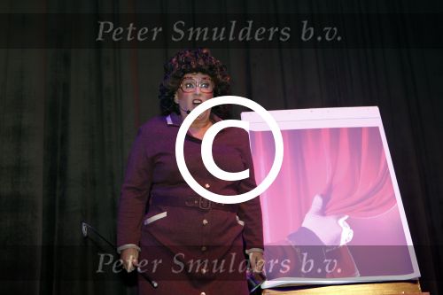 Breda 16 november 2011
Presentatie boek Aad Ouborg. karin Bloemen sketch
Peter Smulders bv