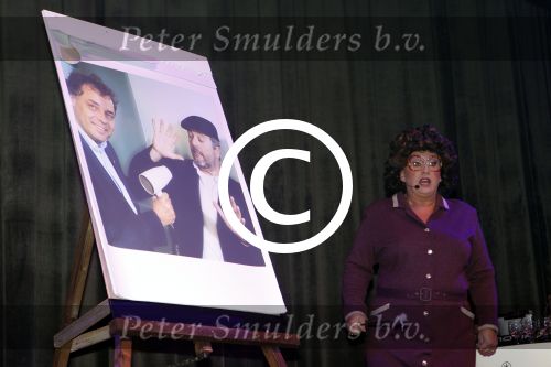 Breda 16 november 2011
Presentatie boek Aad Ouborg. karin Bloemen sketch
Peter Smulders bv
