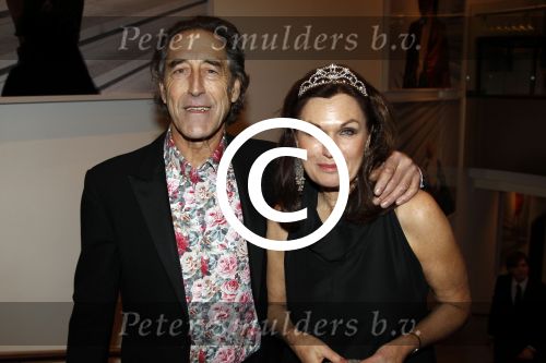 Amsterdam 21 november 2011
Premiere Zangeres zonder naam in het nieuwe de la mar. Liz Snoijink met vriend
Peter Smulders bv