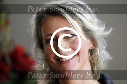 Hilversum 4 november 2011
Perspresentatie omroep Max op het mediapark. Margreet Reijntjes
Peter Smulders bv