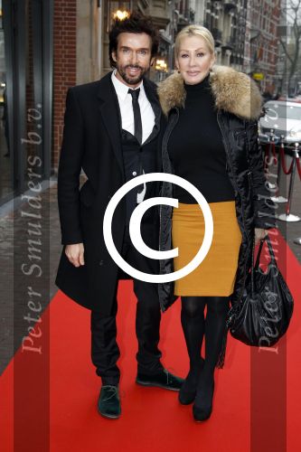 Amsterdam 20 november 2011
Premiere de eetclub in het nieuwe de la mar theater.
Peter Smulders bv