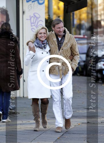 Amsterdam 28 november 2011
Mariska v Kolck met vriend Edgar Peer op straat.
Peter Smulders bv