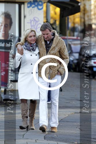 Amsterdam 28 november 2011
Mariska v Kolck met vriend Edgar Peer op straat.
Peter Smulders bv
