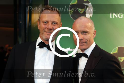 Scheveningen 6 november 2011
Premiere Wicked in het circustheater. Mart Visser met zijn partner Job
Peter Smulders bv
