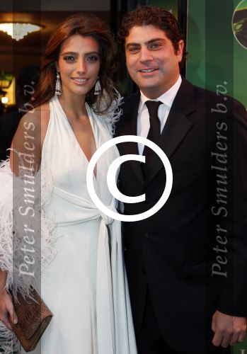 Scheveningen 6 november 2011
Premiere Wicked in het circustheater. Marvy Rieder met vriend
Peter Smulders bv