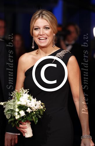 Amsterdam 21 november 2011
Premiere Nova Zembla in het RAI theater. De film is geregisseerd door Reinout Oerlemans en Robert de Hoog en Doutzen Kroes spelen de hoofdrollen.
Prinses Maxima en prins Wilem Alexander zijn de eregasten.
Peter Smulders bv