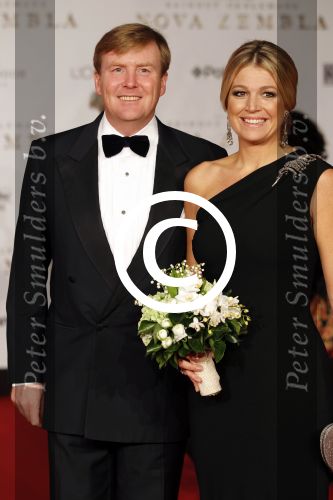 Amsterdam 21 november 2011
Premiere Nova Zembla in het RAI theater. De film is geregisseerd door Reinout Oerlemans en Robert de Hoog en Doutzen Kroes spelen de hoofdrollen.
Prinses Maxima en prins Wilem Alexander zijn de eregasten.
Peter Smulders bv