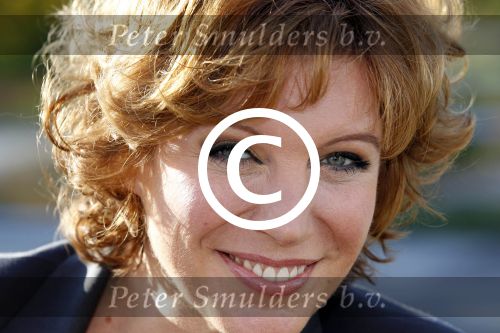 Hilversum 4 november 2011
Perspresentatie omroep Max op het mediapark. Myrna Goossen
Peter Smulders bv