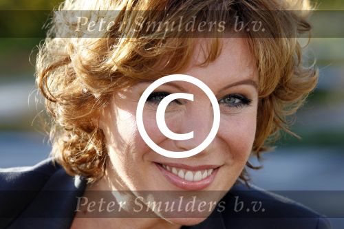 Hilversum 4 november 2011
Perspresentatie omroep Max op het mediapark. Myrna Goossen
Peter Smulders bv