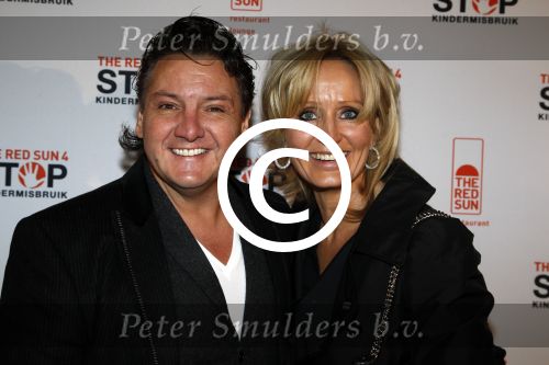 Blaricum 20 november 2011
Gala tbv Stop kinder misbruik in de Red Sun in Blaricum. rene en Natasja Froger
Peter Smulders bv