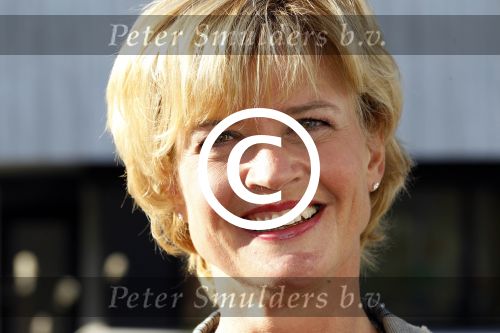 Hilversum 4 november 2011
Perspresentatie omroep Max op het mediapark. Olga Commandeur
Peter Smulders bv