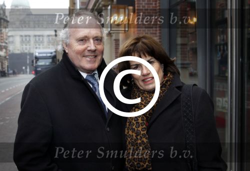 Amsterdam 20 november 2011
Premiere de eetclub in het nieuwe de la mar theater. Peter Tuinman met zijn vrouw
Peter Smulders bv