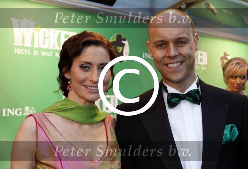 Scheveningen 6 november 2011
Premiere Wicked in het circustheater. Pia Douwes met een kennis
Peter Smulders bv