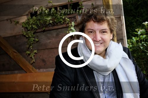 BAARN - In Restaurant Vuur is de perspresentatie gehouden van de nieuwe kerst cd genaamd Christmas Duets.  Met op de foto zanger Rene Froger. FOTO PETER SMULDERS BV