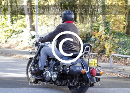 Hilversum 4 november 2011
Perspresentatie omroep Max op het mediapark. Ron Brandsteder op motor
Peter Smulders bv