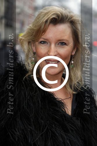 Amsterdam 20 november 2011
Premiere de eetclub in het nieuwe de la mar theater. Saskia Noort met een kennis
Peter Smulders bv