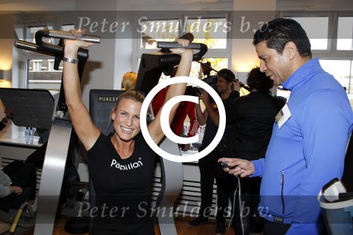 Amsterdam 28 november 2011
Opening sportschool Carlos Lens. Sjimmy Bruijninckx
Peter Smulders bv
