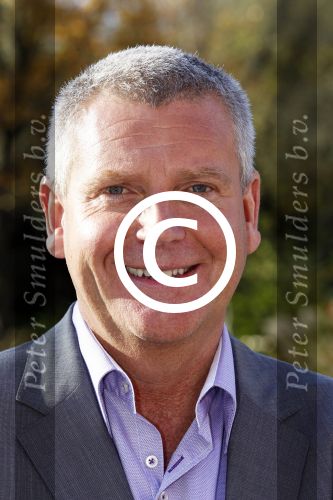 Hilversum 4 november 2011
Perspresentatie omroep Max op het mediapark. Sybrand Niessen
Peter Smulders bv