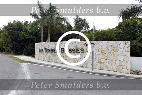 Sint maarten 12 november 2011
Ingang Terres Basses . Hier staat het hotel en de villa waar jan Smit zijn trouwerij gevierd heeft.
Peter Smulders bv