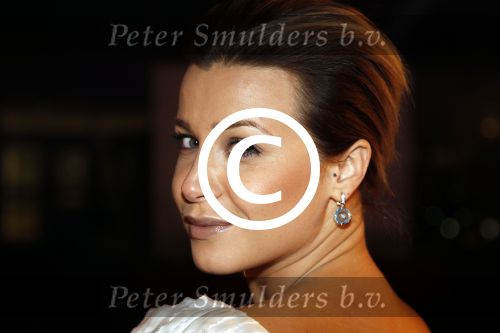 Amsterdam 21 november 2011
Premiere Nova Zembla in het RAI theater. De film is geregisseerd door Reinout Oerlemans en Robert de Hoog en Doutzen Kroes spelen de hoofdrollen.
Prinses Maxima en prins Wilem Alexander zijn de eregasten. Victoria Koblenko
Peter Smulders bv
