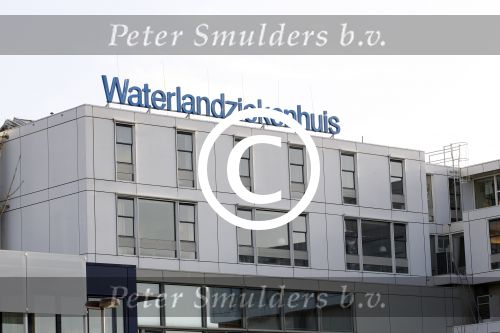 Purmerend 30 november 2011
Waterland ziekenhuis in Purmerend waar de dochetr van Jan en Liza Smit , Emma ligt.
Peter Smulders bv