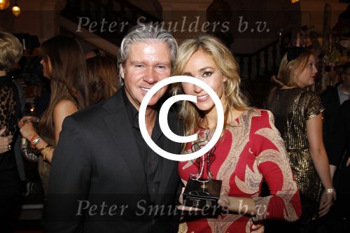 Amsterdam 24 november 2011
Uitreiking Beau monde awards in het Amstel hotel. Wendy v Dijk met Dries Roelvink
Peter Smulders bv
