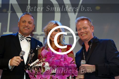 Amsterdam 24 november 2011
Uitreiking Beau monde awards in het Amstel hotel. Wendy v Dijk met Gordon en John Lukken
Peter Smulders bv
