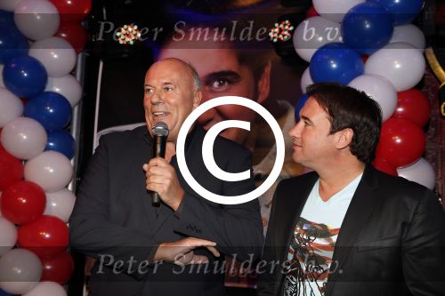 Noordwijk 23 november 2012
Presentatie cd Alex Wielders . Louis v gaal reikt de eerste cd uit.
Peter Smulders bv