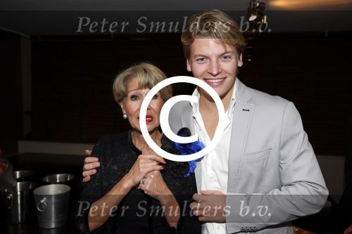 Loosdrecht 26 november 2012
Presentatie cd Anneke Gronloh bij het Golden Tulip hotel.
Peter Smulders bv