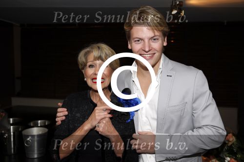 Loosdrecht 26 november 2012
Presentatie cd Anneke Gronloh bij het Golden Tulip hotel.
Peter Smulders bv