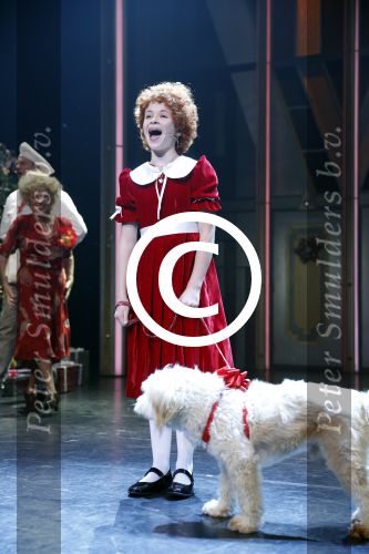 Den Bosch 25 november 2012
Premiere musical Annie op de parade in Den Bosch. cast met oa Jenny Arean Tony Neef Maaike Boerdam  ea
Peter Smulders bv