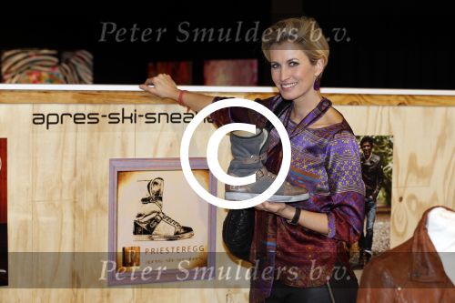 Amsterdam 7 december 2012
Anouk Smulders en Parry Patrell op luxery fair.
Peter Smulders bv